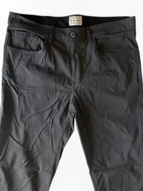 Weatherproof Men's Black Stretch Chino Pants
